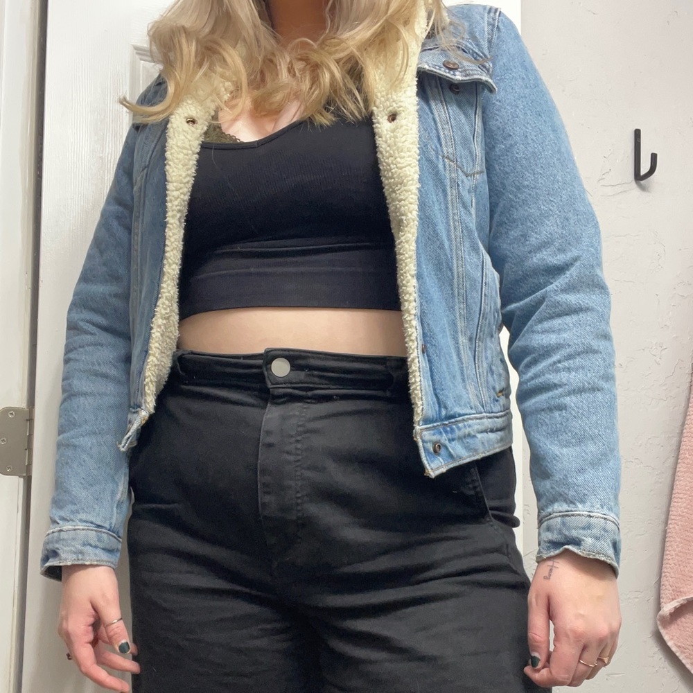Levi’s Sherpa lined denim jacket